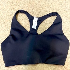 Lululemon sports bra so 6 NWOT